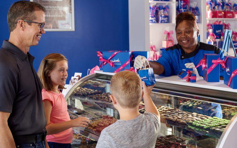 Top 5 Reasons to Invest in a Peterbrooke Chocolatier Franchise Now