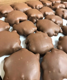 Ultimate Chocolate Holiday Gift Basket – Premium Wicker Christmas Basket